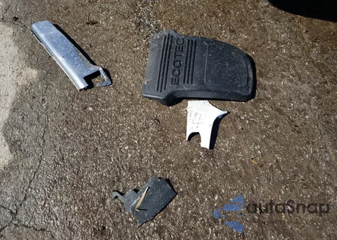 2008 Saturn Vue Xe z USA, uszkodzony, nr VIN 3GSCL33P68S732401